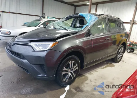2018 Toyota Rav4 Le z USA, uszkodzony, nr VIN JTMZFREV0JJ205067